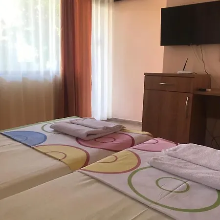 Family Astra Pensiune Cernomoreț