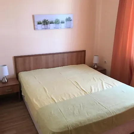 Family Astra Гостевой дом 3*